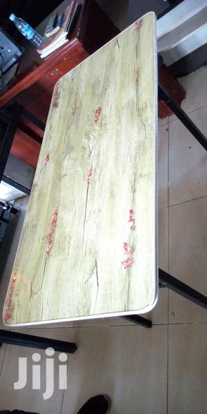 Foldable Reading Table