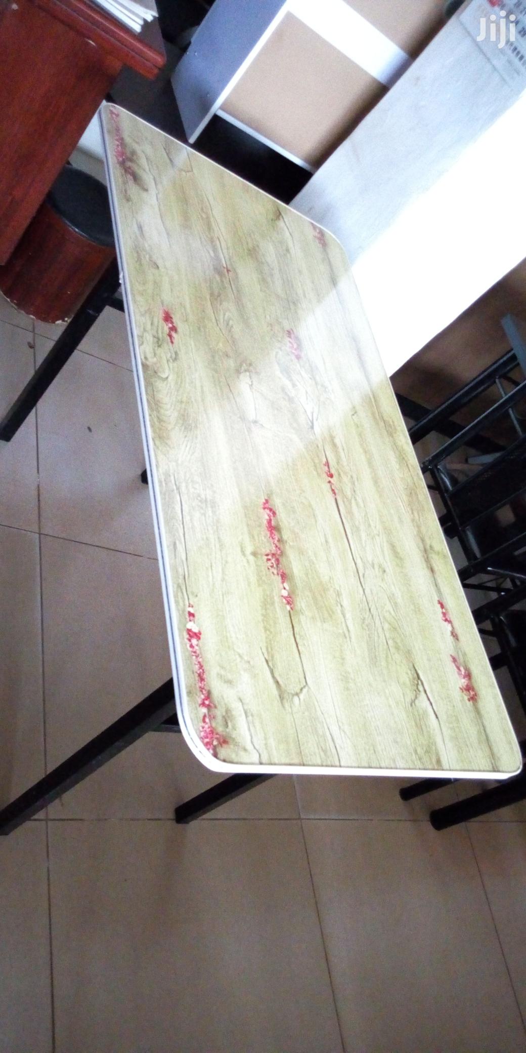 Foldable Reading Table