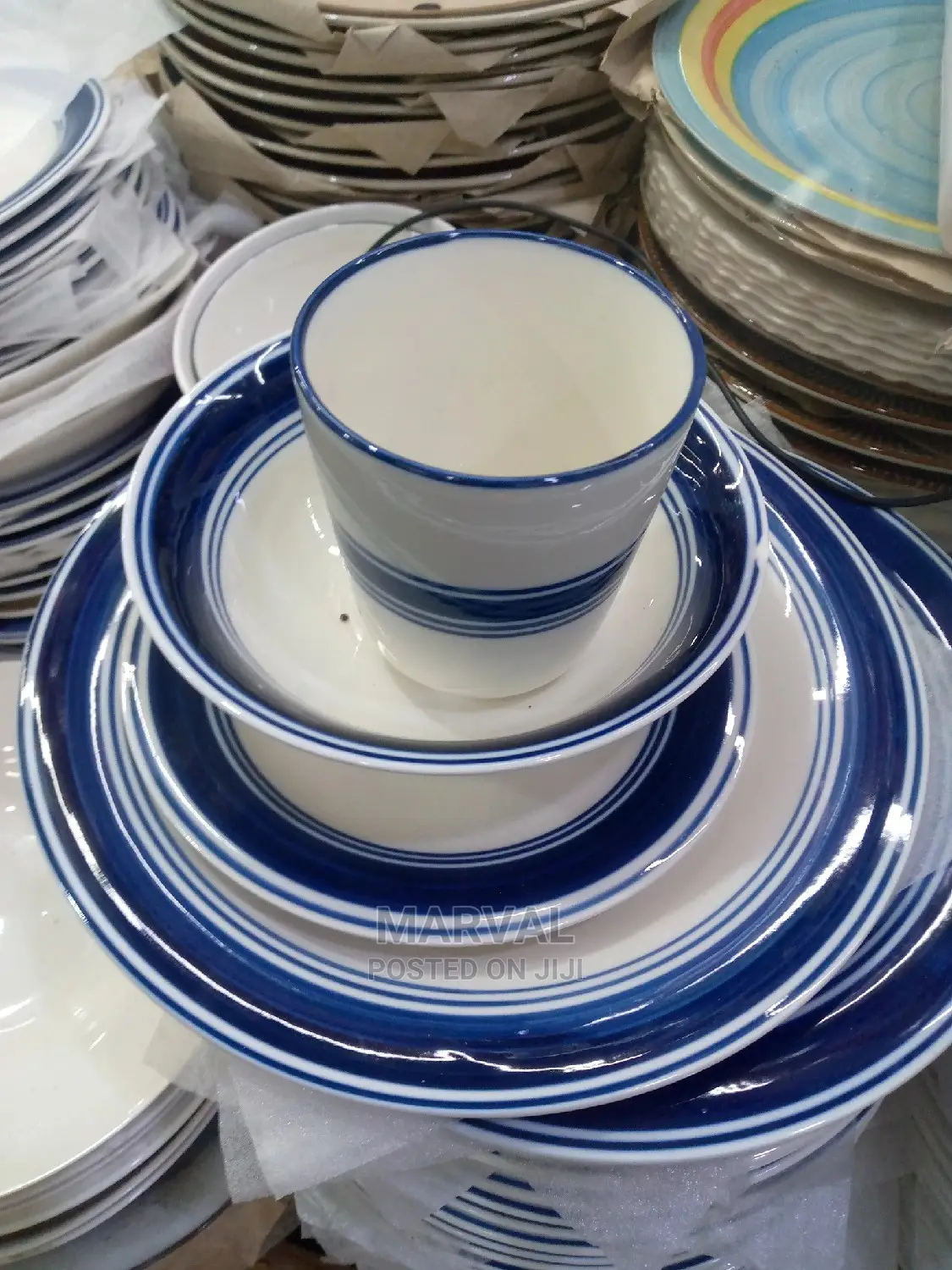 Blue Stripe Dinner Set (16 Pieces)