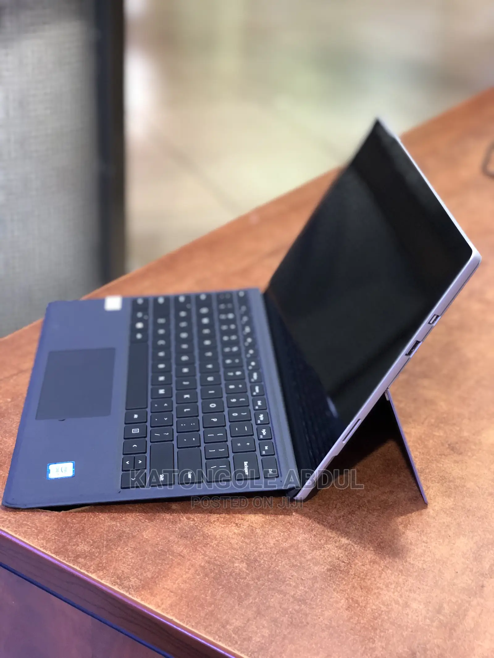 New Laptop Microsoft Surface Pro 4GB Intel Core I7 SSD 128GB