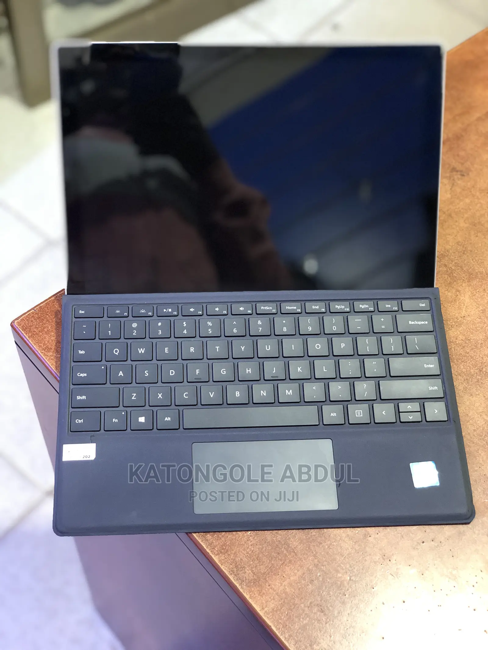 New Laptop Microsoft Surface Pro 4GB Intel Core I7 SSD 128GB