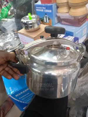 Pressure Cooker (4L Aluminum)
