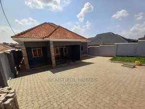 Furnished 4bdrm House in Kira for Sale