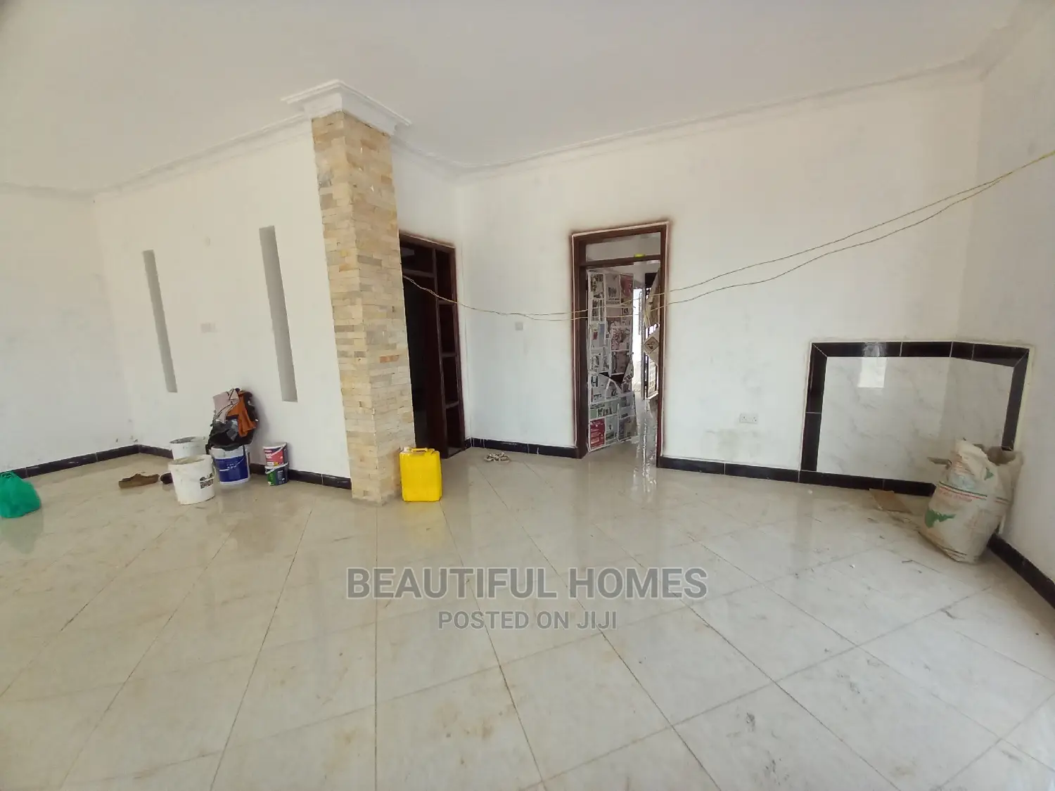 Furnished 4bdrm House in Kira for Sale