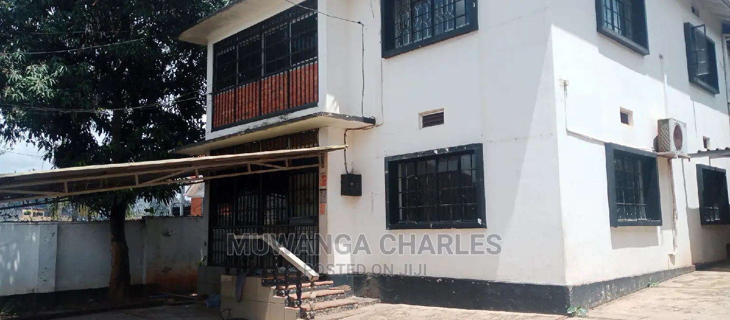 4bdrm Duplex in Fs Properties Ltd, Central Division for Rent