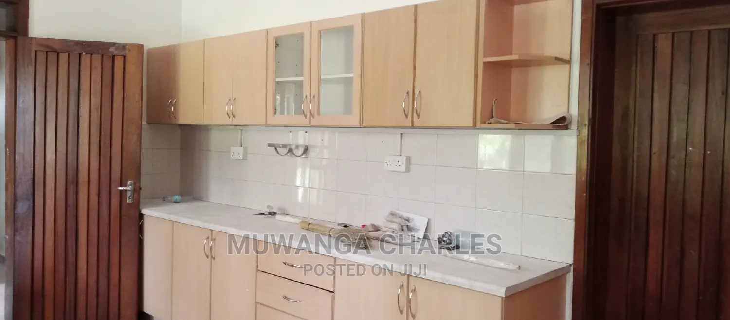 4bdrm Bungalow in Fs Properties Ltd, Central Division for Rent
