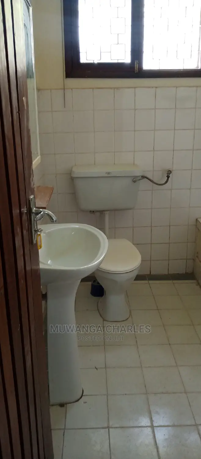 4bdrm Bungalow in Fs Properties Ltd, Central Division for Rent