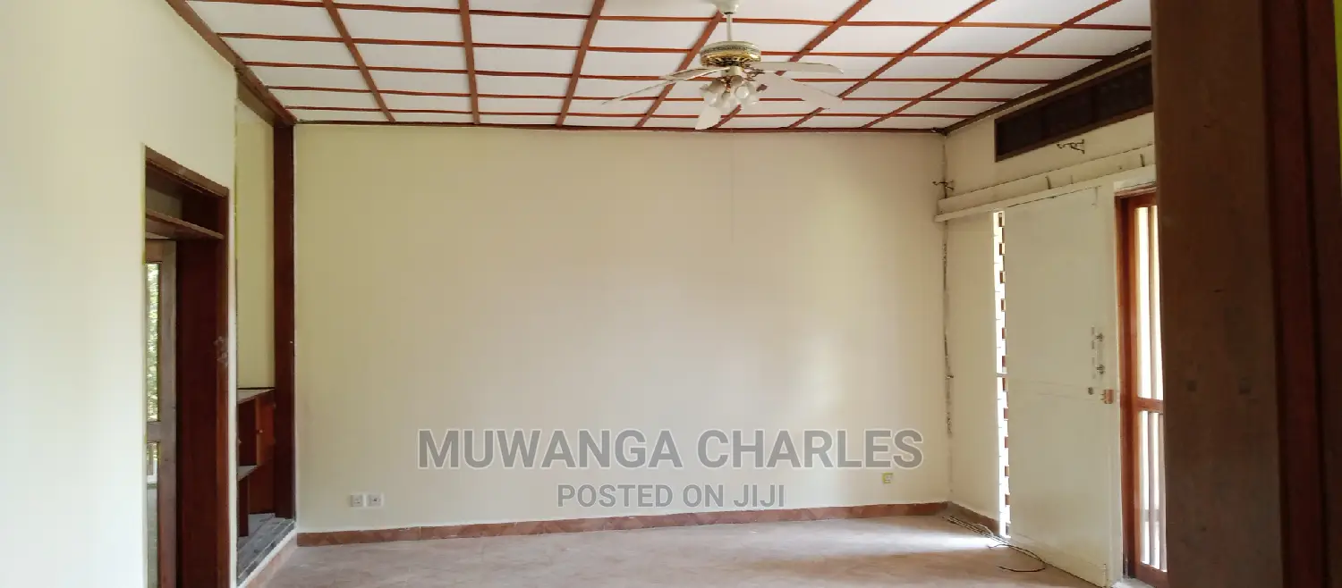 4bdrm Bungalow in Fs Properties Ltd, Central Division for Rent