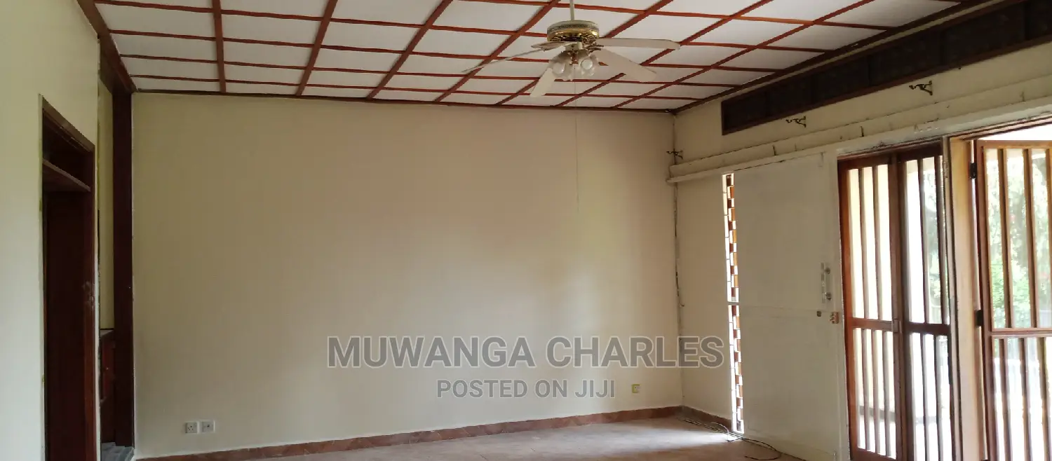 4bdrm Bungalow in Fs Properties Ltd, Central Division for Rent