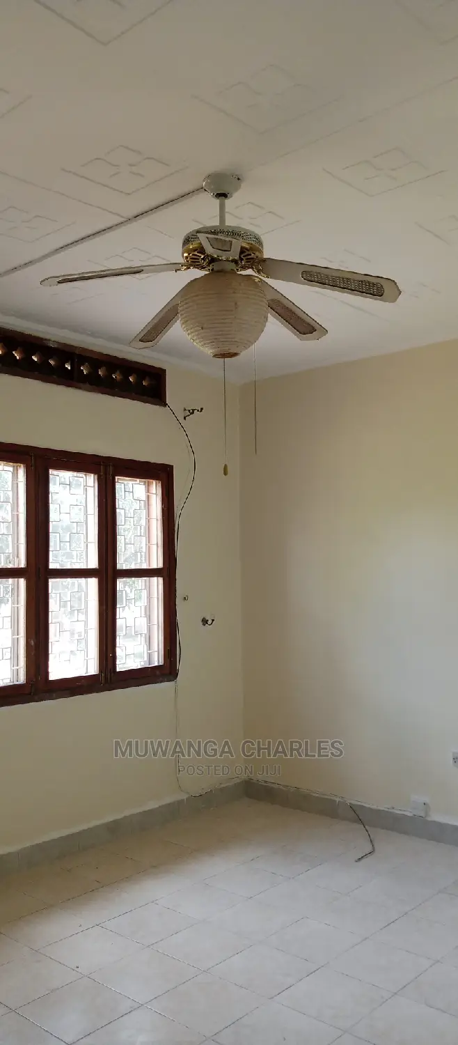 4bdrm Bungalow in Fs Properties Ltd, Central Division for Rent