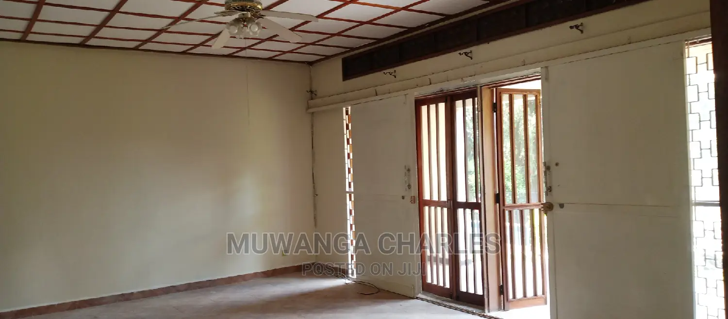 4bdrm Bungalow in Fs Properties Ltd, Central Division for Rent