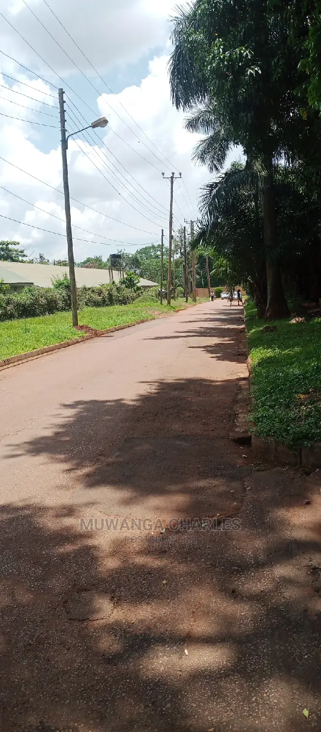 Plot Is for Sale in Kololo