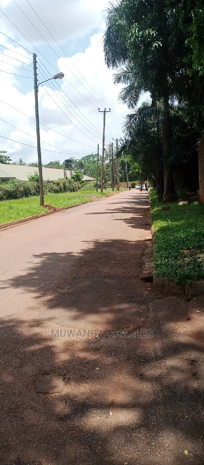 Plot Is for Sale in Kololo
