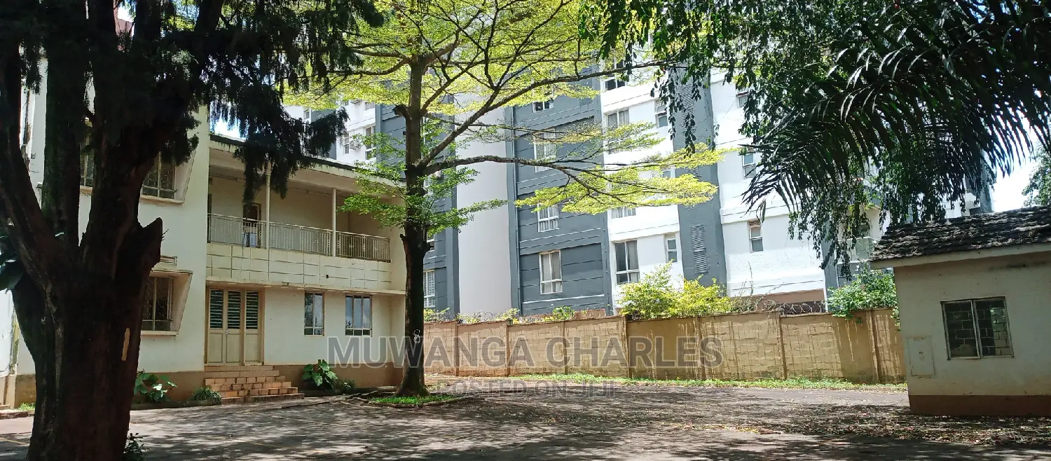 Plot Is for Sale in Kololo