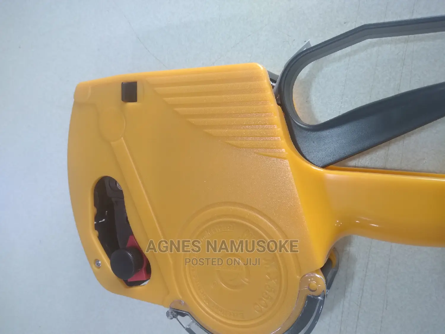 Price Labelling Machine