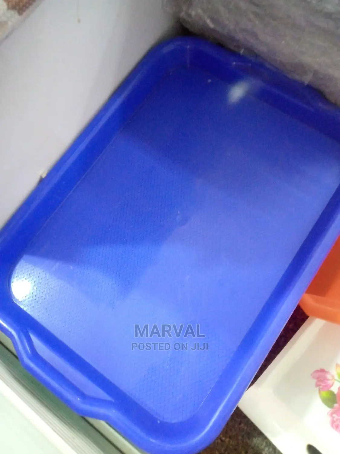 Plastic Trays( 6 Pieces)