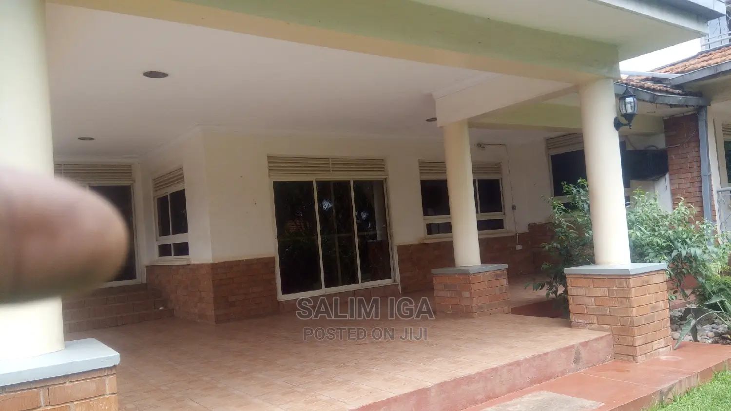 4bdrm Duplex in Kololo Property, Central Division for Rent