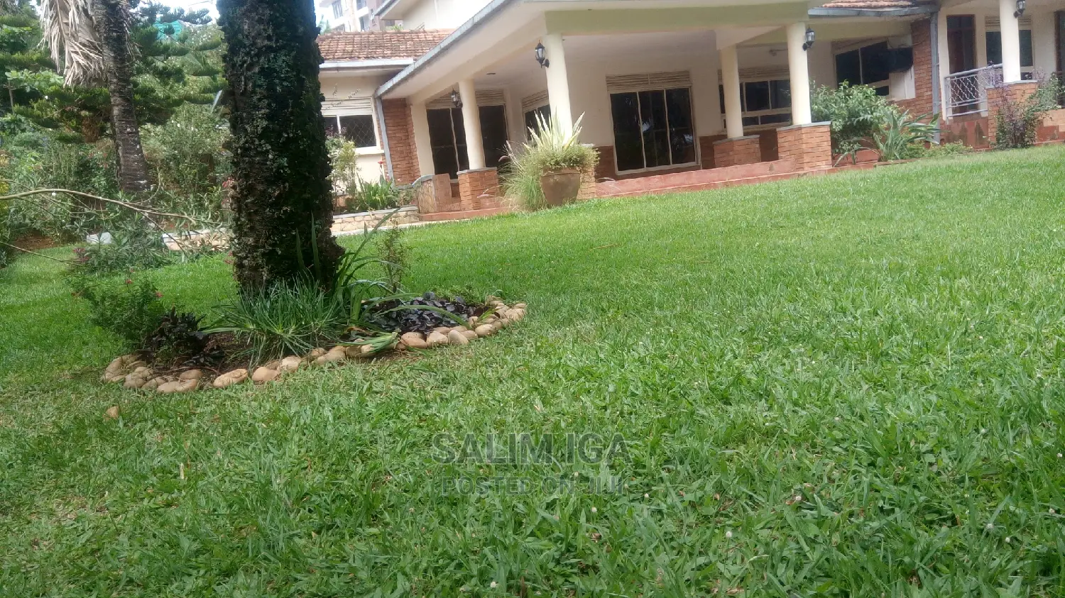 4bdrm Duplex in Kololo Property, Central Division for Rent
