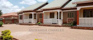 2bdrm House in Fs Properties Ltd, Central Division for rent
