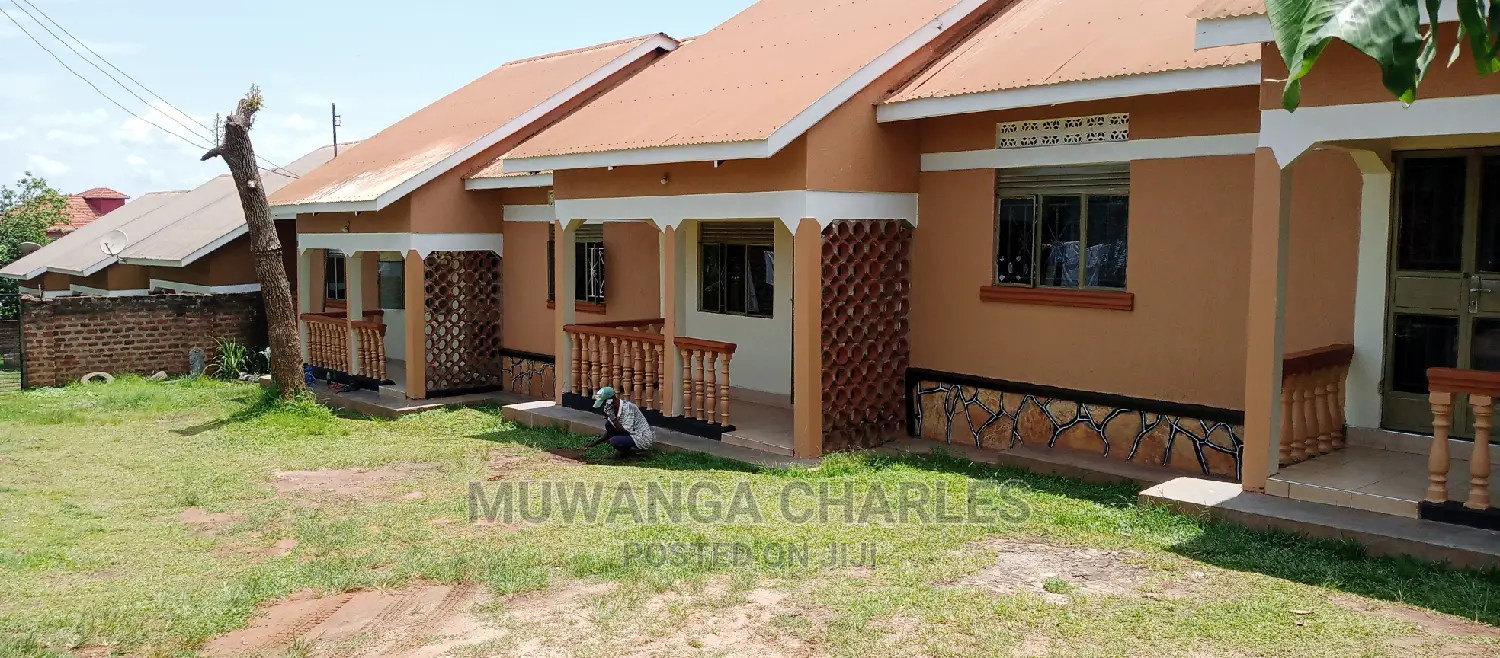 2bdrm House in Fs Properties Ltd, Central Division for rent