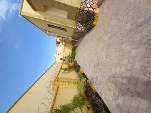 Furnished 3bdrm House in Kira for Sale