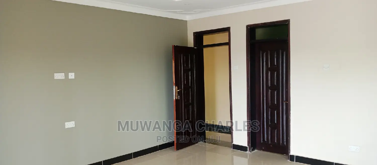 Furnished 4bdrm Duplex in Fs Properties Ltd, Central Division for Sale
