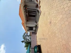 Furnished 4bdrm House in Kira for Sale
