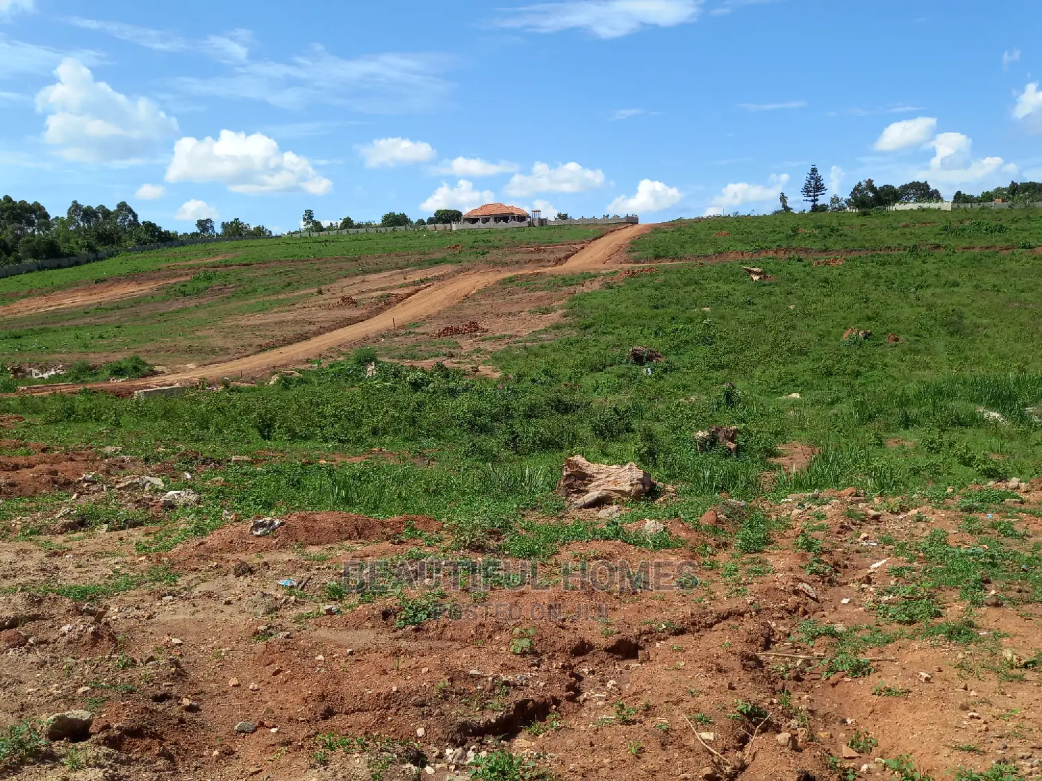 Kasangati 100*100 in a Gated Neighborhood With Tarmack