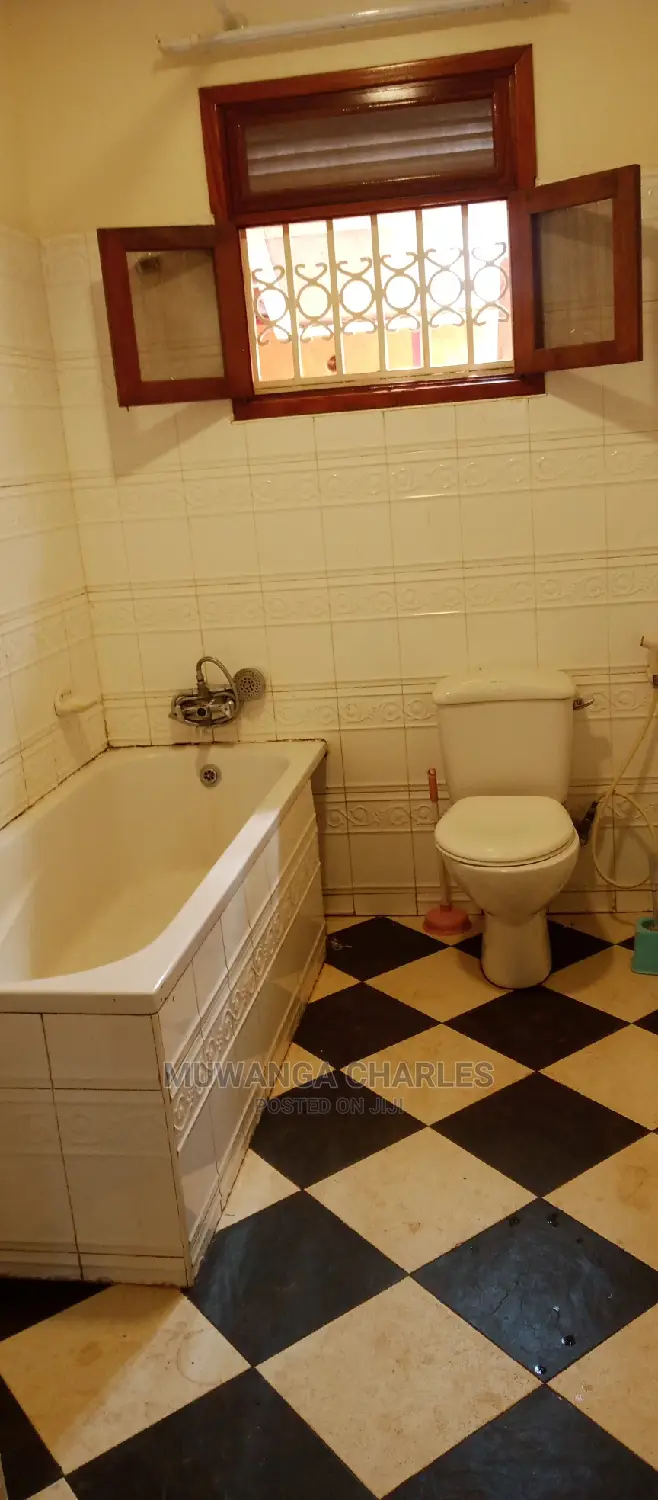 3bdrm Bungalow in Fs Properties Ltd, Central Division for Rent
