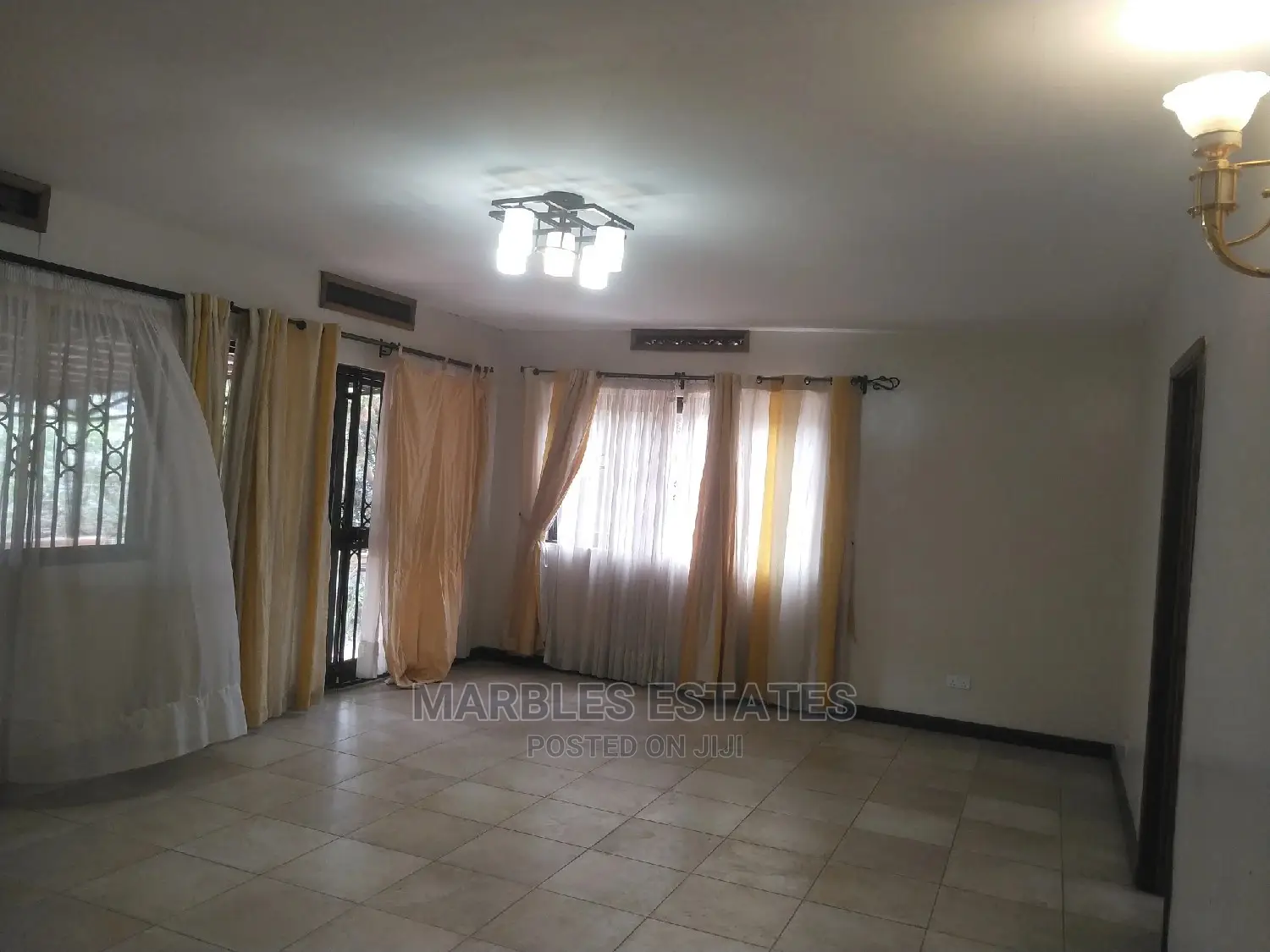 8bdrm Bungalow in Naguru, Central Division for Rent