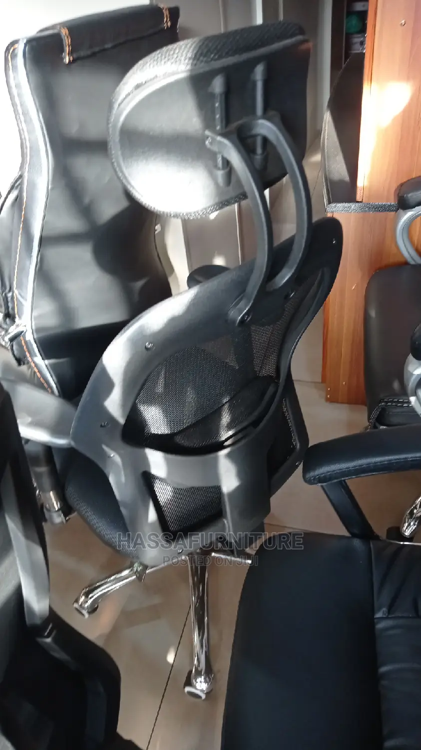 Mesh Office Chair High Back With Adjustable Arm's