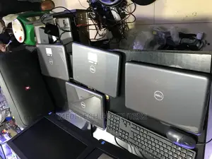Laptop Dell Latitude 3380 4GB Intel Pentium HDD 320GB