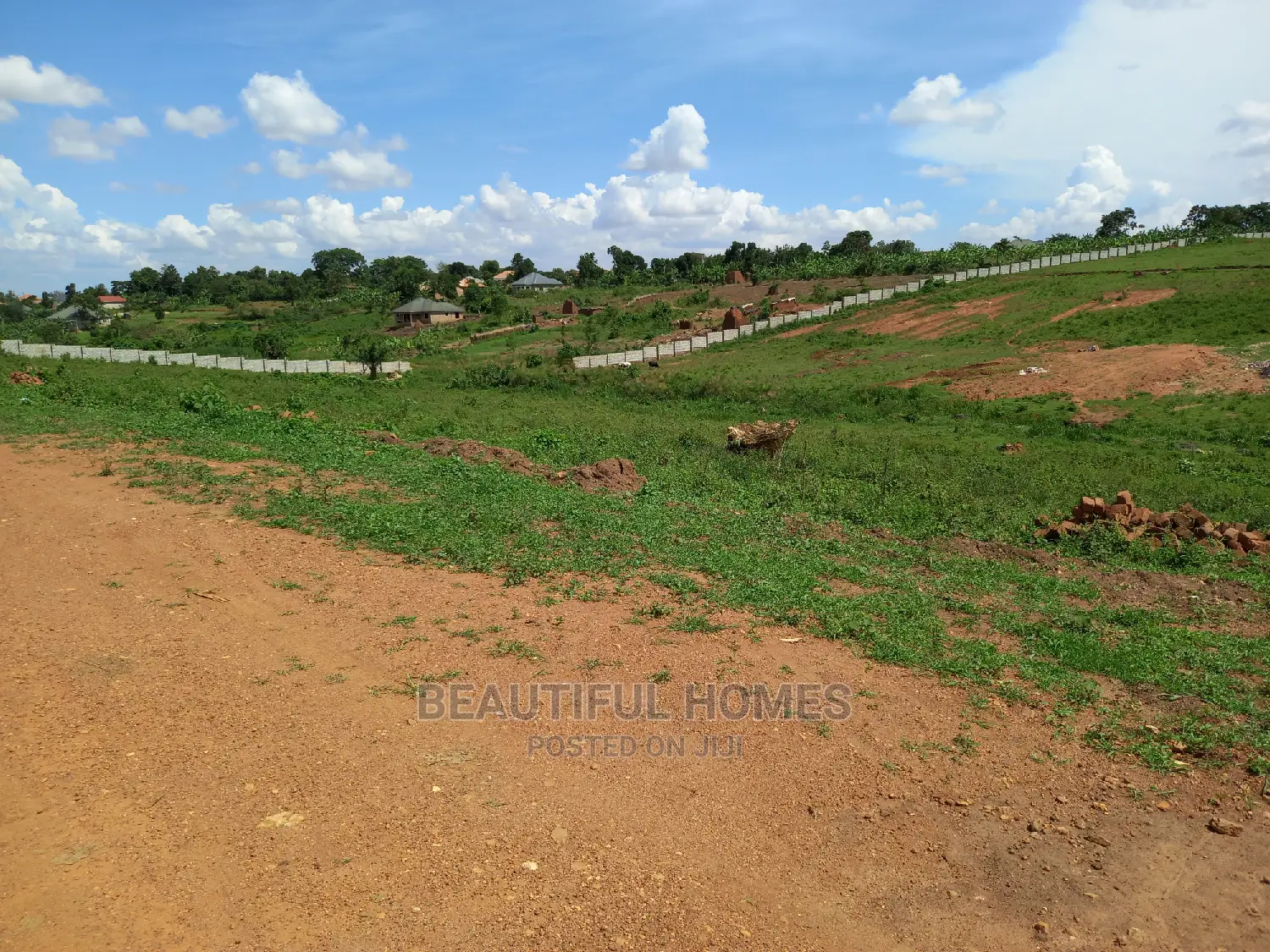 100*100 in Kasangati Posh Fenced Estate for Sell