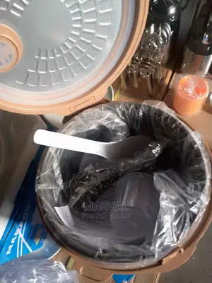 Rice Cooker ( 2L)