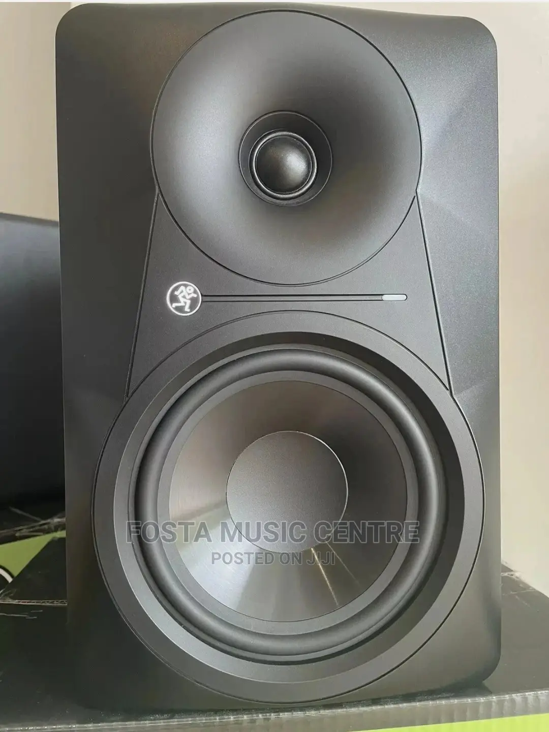 Mackie MR624 Studio Monitors
