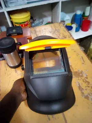 Auto Darkening Welding Helmet
