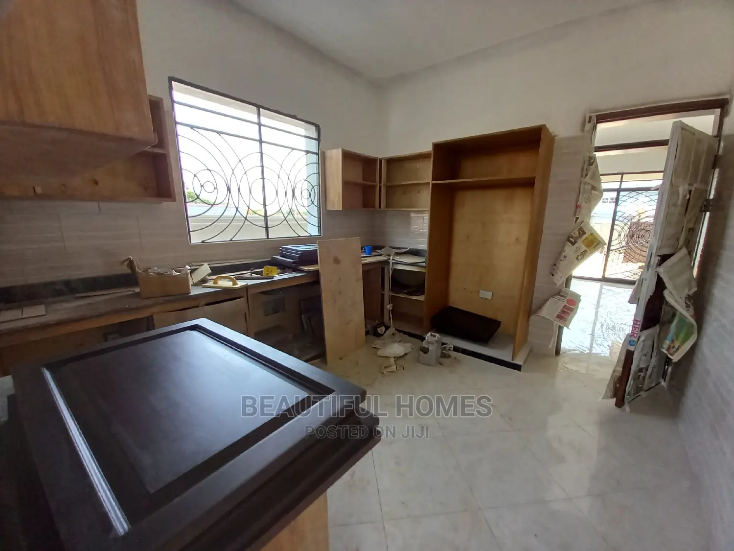 Furnished 4bdrm House in Kira for Sale