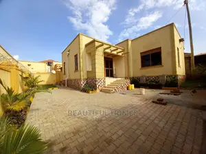 Photo - Furnished 3bdrm Villa in Kira for Sale