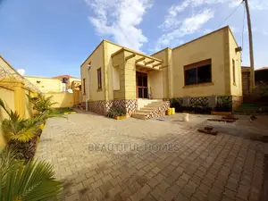 Furnished 3bdrm Villa in Kira for Sale