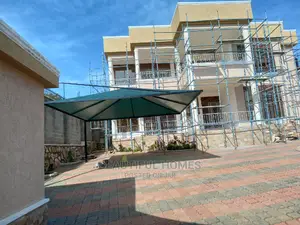 Furnished 6bdrm Mansion in Munyonyo, Makindye for Sale