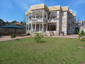 Furnished 6bdrm Mansion in Munyonyo, Makindye for Sale