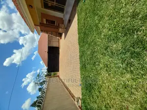 Furnished 4bdrm House in Kira for Sale