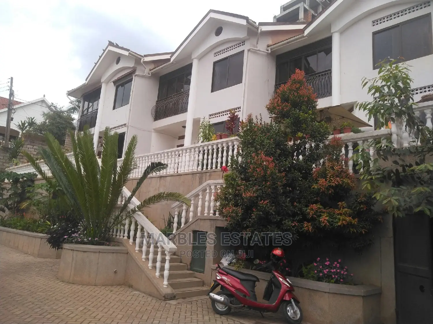 3bdrm Townhouse/Terrace in Naguru, Central Division for Rent