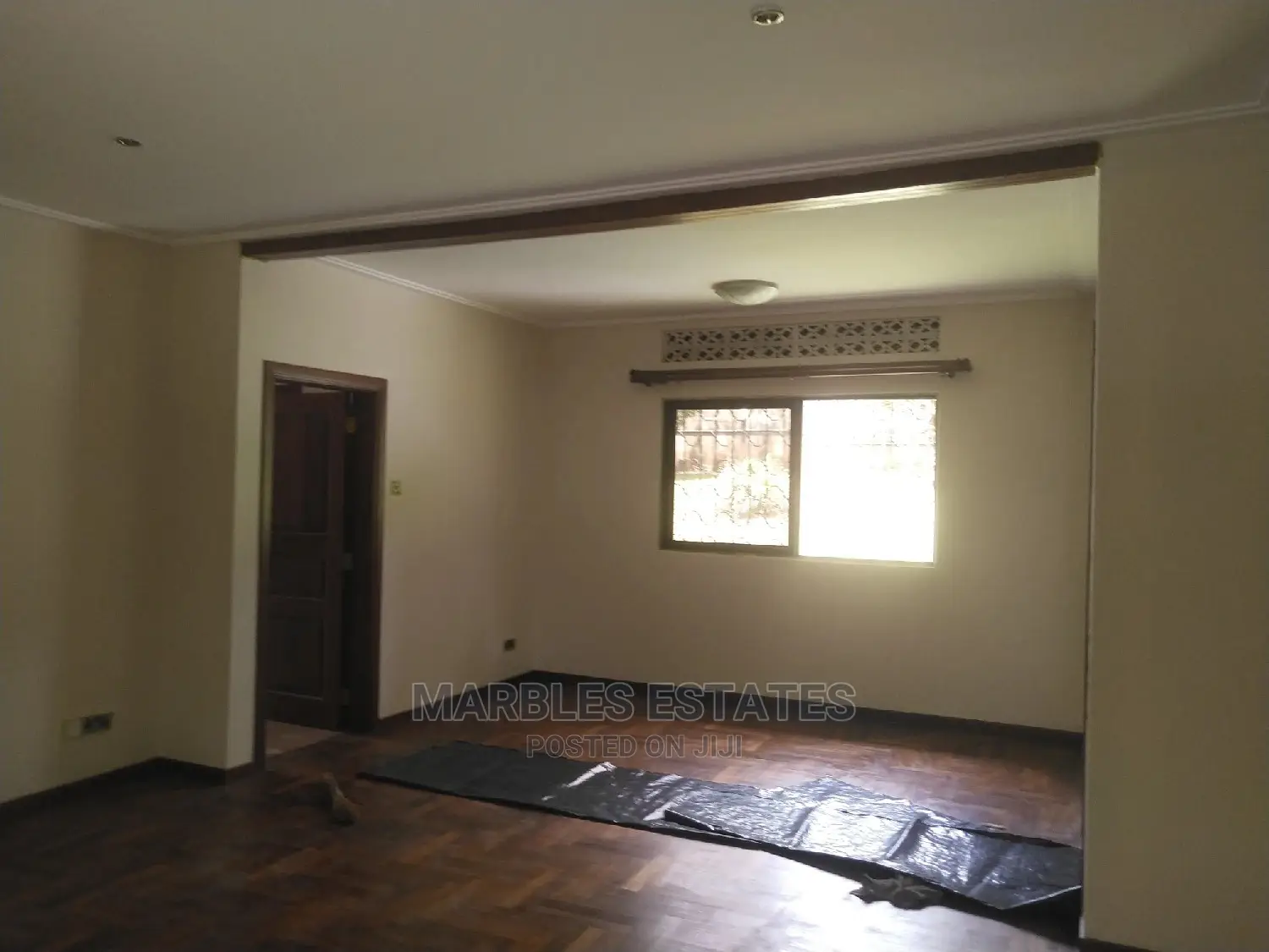 4bdrm Bungalow in Kololo, Central Division for Rent
