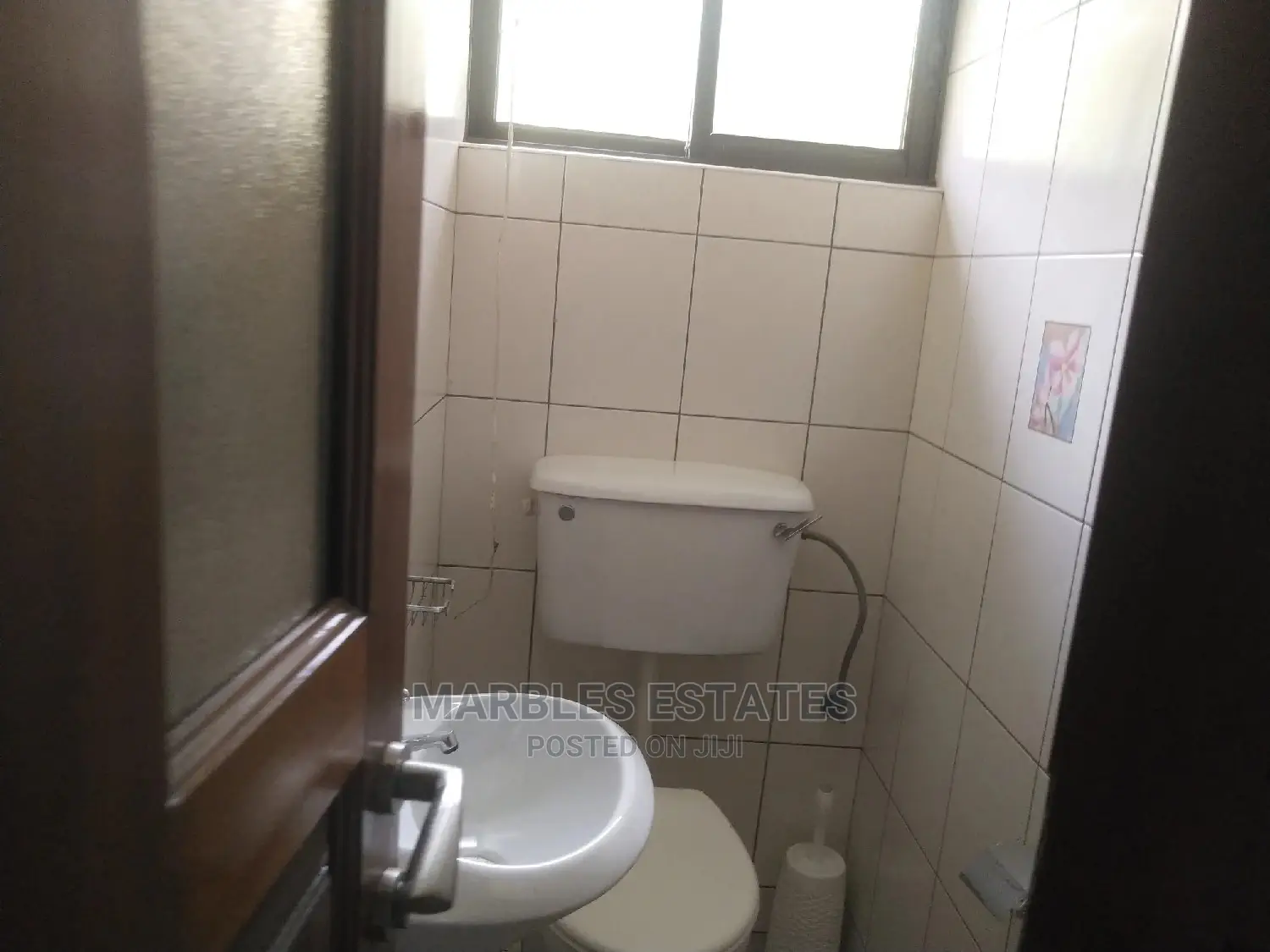 4bdrm Bungalow in Kololo, Central Division for Rent