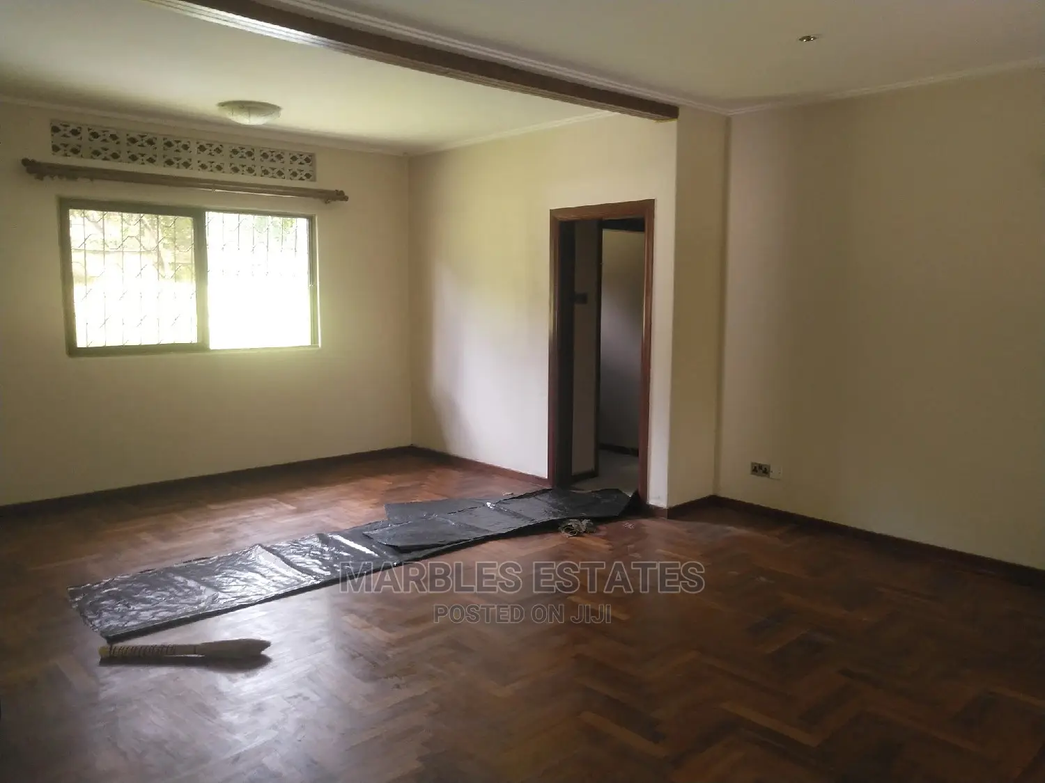 4bdrm Bungalow in Kololo, Central Division for Rent