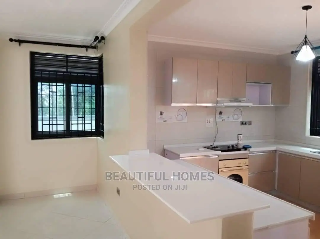 Furnished 4bdrm House in Kira for Sale
