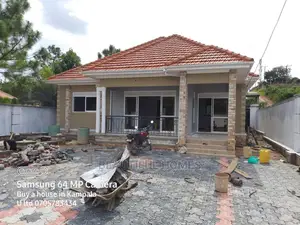 Furnished 4bdrm House in Kira for Sale