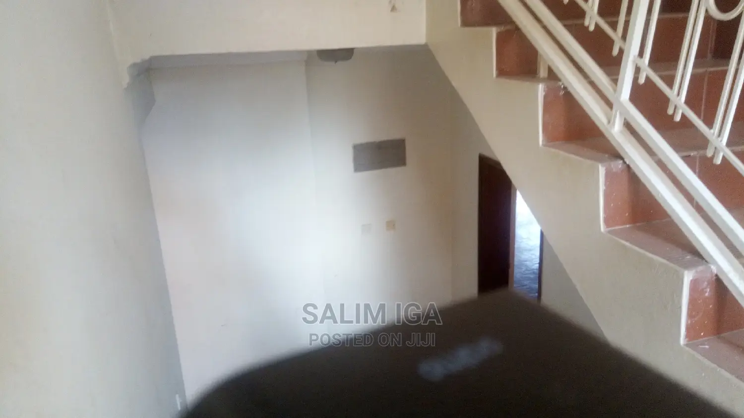 5bdrm Duplex in Kololo Property, Central Division for Rent
