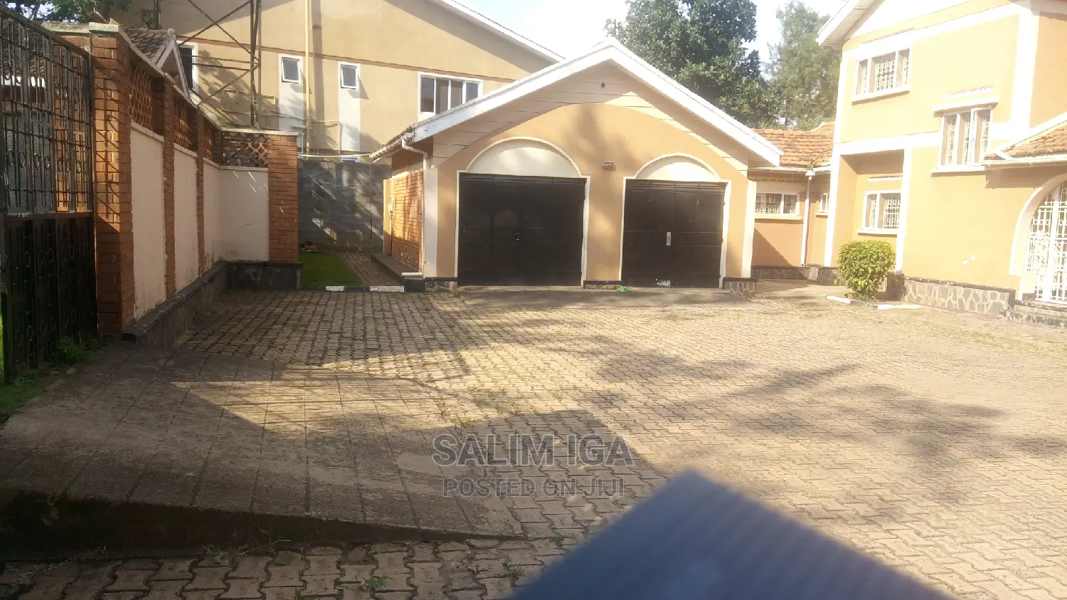 5bdrm Duplex in Kololo Property, Central Division for Rent